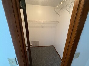 7646 Landmark Dr in Spring Hill, FL - Building Photo - Building Photo