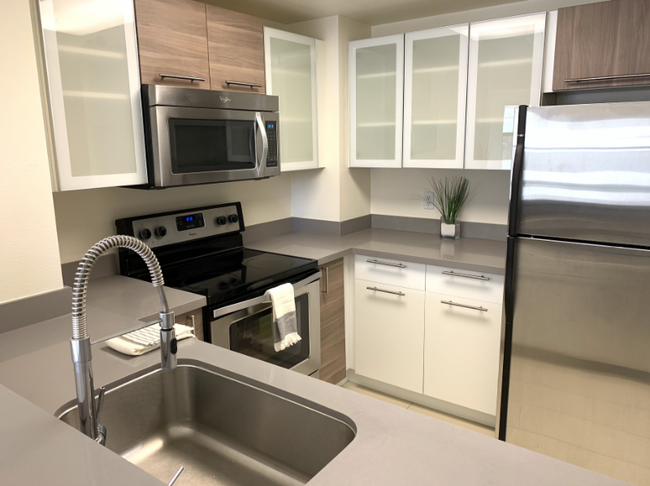 property at 988 Franklin St