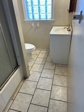 62 W Askren St in Uniontown, PA - Foto de edificio - Building Photo