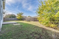 8704 Stonebriar Ln in Fort Worth, TX - Foto de edificio - Building Photo