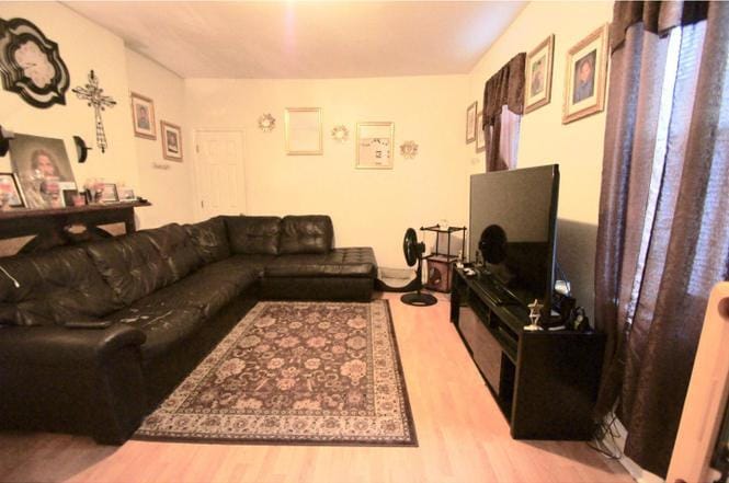 307 S 6th St, Unit 2 in Reading, PA - Building Photo