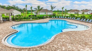 1255 Brumfield Xing in Ft. Myers, FL - Building Photo - Building Photo