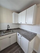 193 Child St in Warren, RI - Building Photo - Building Photo