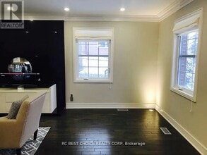 29 Mill St in Vaughan, ON - Building Photo - Building Photo