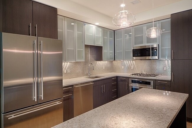 1 Canal St, Unit 1105 in Boston, MA - Building Photo - Building Photo