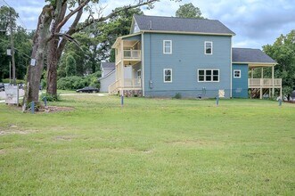 1993 Reynolds Dr SW in Atlanta, GA - Building Photo - Building Photo