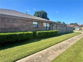 1428 Montana Ave in Kenner, LA - Building Photo - Building Photo