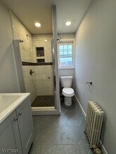 364 Union Ave in Clifton, NJ - Building Photo - Building Photo