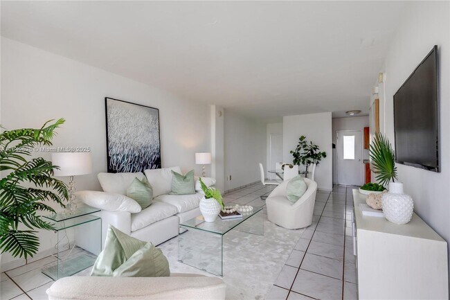 property at 1300 Lincoln Rd