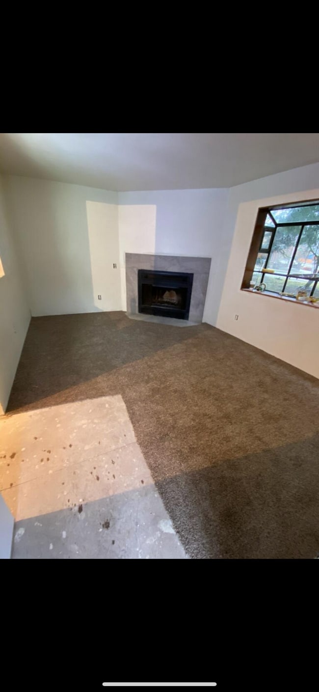 20005 1st Ave S, Unit Apartment #2 in Normandy Park, WA - Building Photo - Building Photo