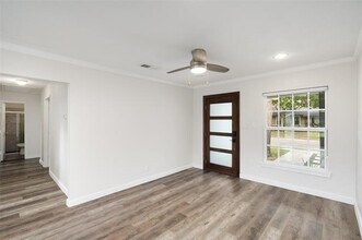 1237 Valley Vista Dr in Grapevine, TX - Building Photo - Building Photo