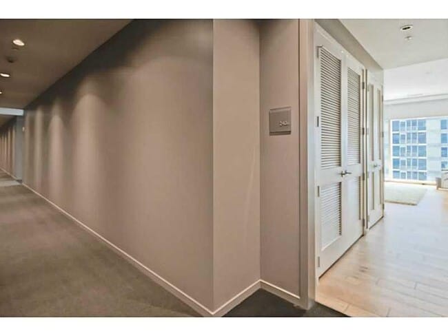 45 Ivan Allen Jr Blvd NW in Atlanta, GA - Building Photo - Building Photo