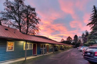 61716 U.S. Highway 26, Unit 2-Bedroom 10 in Brightwood, OR - Building Photo - Building Photo