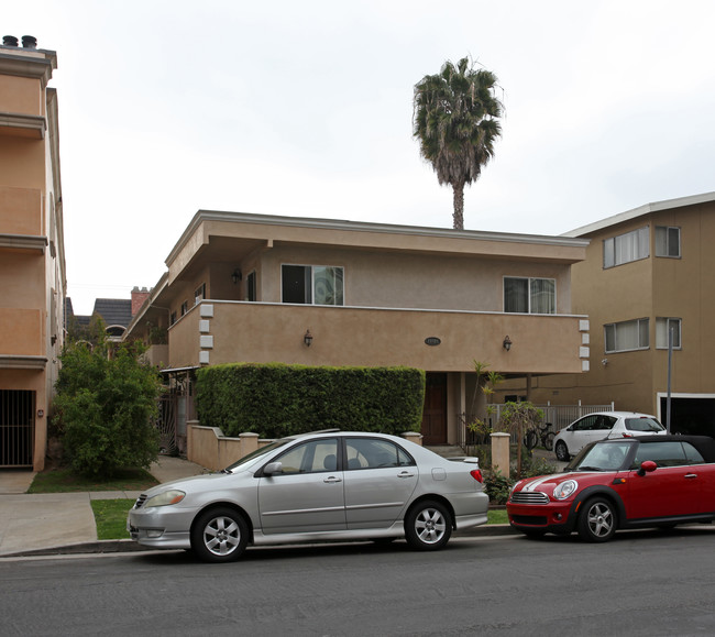 11822 Gorham Ave in Los Angeles, CA - Building Photo - Building Photo