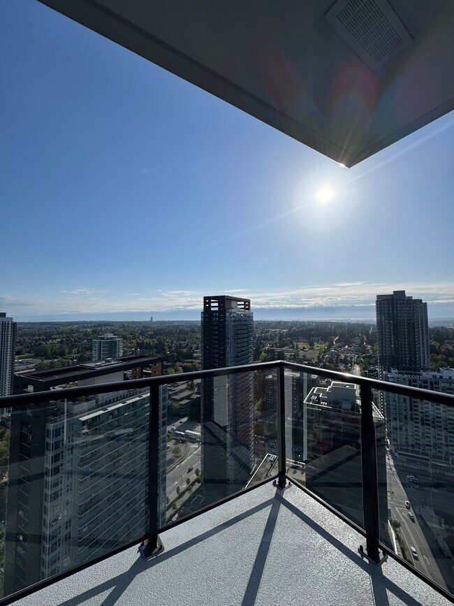 13725 George Jct in Surrey, BC - Building Photo - Building Photo