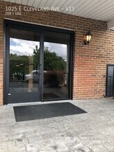 1025 E Cleveland Ave in Vinton, VA - Building Photo - Building Photo