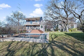 2100 Daisy Ln in Fort Worth, TX - Building Photo - Building Photo