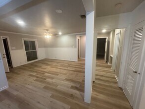 1112 N Lockhart St in Sherman, TX - Building Photo - Building Photo