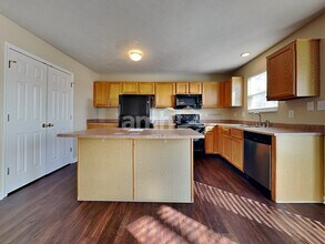 3207 Creekshore Dr in Indianapolis, IN - Building Photo - Building Photo