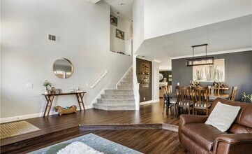 26581 Domingo Dr in Mission Viejo, CA - Foto de edificio - Building Photo