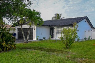 2449 NW 123rd Ave in Coral Springs, FL - Building Photo