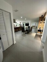 16805 SW 5th Way in Weston, FL - Building Photo - Building Photo