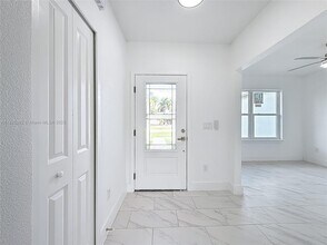 1881 SW Davis St in Port St. Lucie, FL - Building Photo - Building Photo