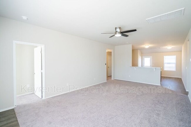 1317 S Silver Dr in Mustang, OK - Building Photo - Building Photo