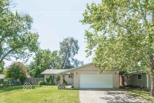 10208 La Presa Way in Rancho Cordova, CA - Building Photo