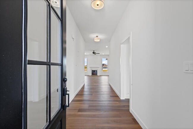 2004 Stone Mountain Pkwy in Columbia, MO - Building Photo - Building Photo