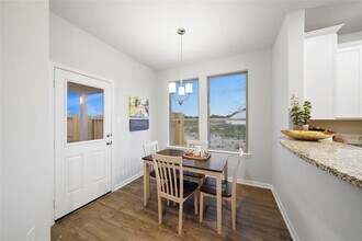 1023 Bluebonnet Trl in Bellville, TX - Building Photo - Building Photo