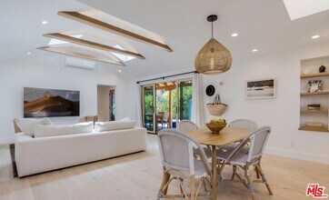 619 California Ave in Los Angeles, CA - Building Photo - Building Photo