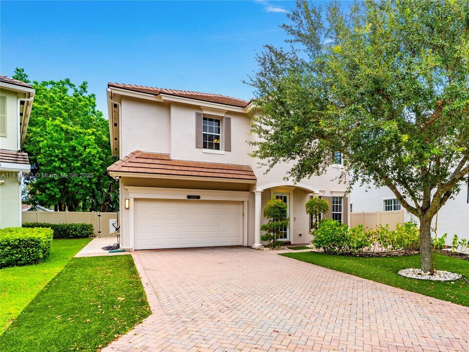 2028 SW 16th Terrace in Fort Lauderdale, FL - Building Photo