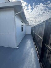 16057 SW 53rd Ter in Miami, FL - Building Photo - Building Photo