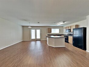 8604 Gray Shale Dr in Fort Worth, TX - Building Photo - Building Photo