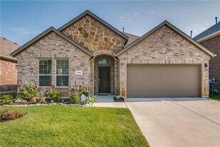 539 Bassett Hall Rd in Fate, TX - Building Photo