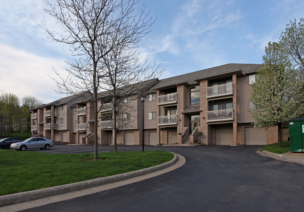 The Enclave at Rosemont Ridge in Akron, OH - Building Photo