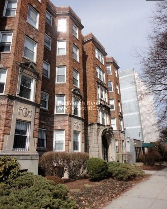 1177 Boylston St in Boston, MA - Building Photo
