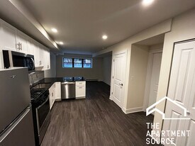 720 W Grace St in Chicago, IL - Building Photo