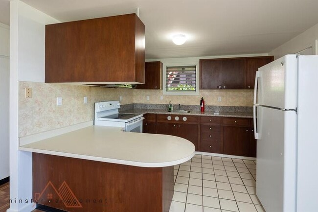 property at 2133 Metcalf St