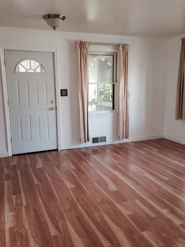 1501 Veirs Mill Rd in Rockville, MD - Building Photo - Building Photo