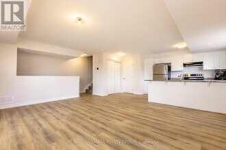 292 Zenith Private in Ottawa, ON - Building Photo - Building Photo
