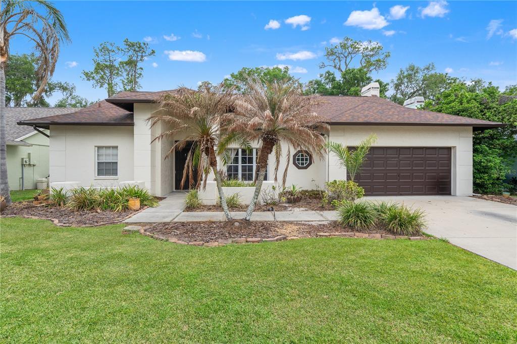 3632 Cold Creek Dr in Valrico, FL - Building Photo