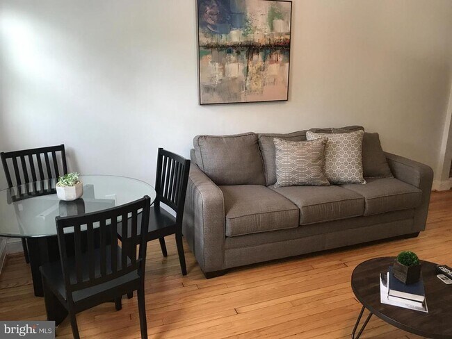731 13th St NE in Washington, DC - Building Photo - Building Photo