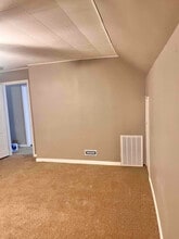 118 N Madison Rd in London, OH - Building Photo - Building Photo