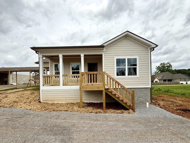 1902 Hickory Valley Rd