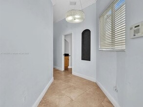 2727 Treasure Cove Cir in Fort Lauderdale, FL - Building Photo - Building Photo
