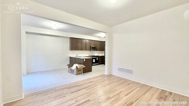 1-643 Fleetwood Dr in Oshawa, ON - Building Photo - Building Photo