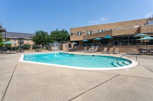 CaraVita Village 55+ Senior Apartments