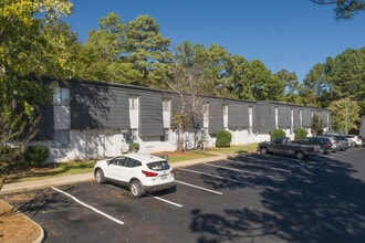 One Athens Apartments in Athens, GA - Foto de edificio - Building Photo